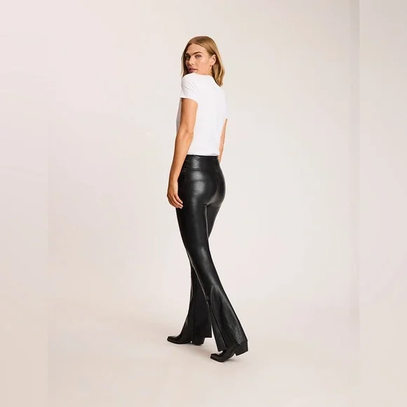 COMMANDO Faux Leather Flared Legging 

U1-43 - Picture 3 of 7